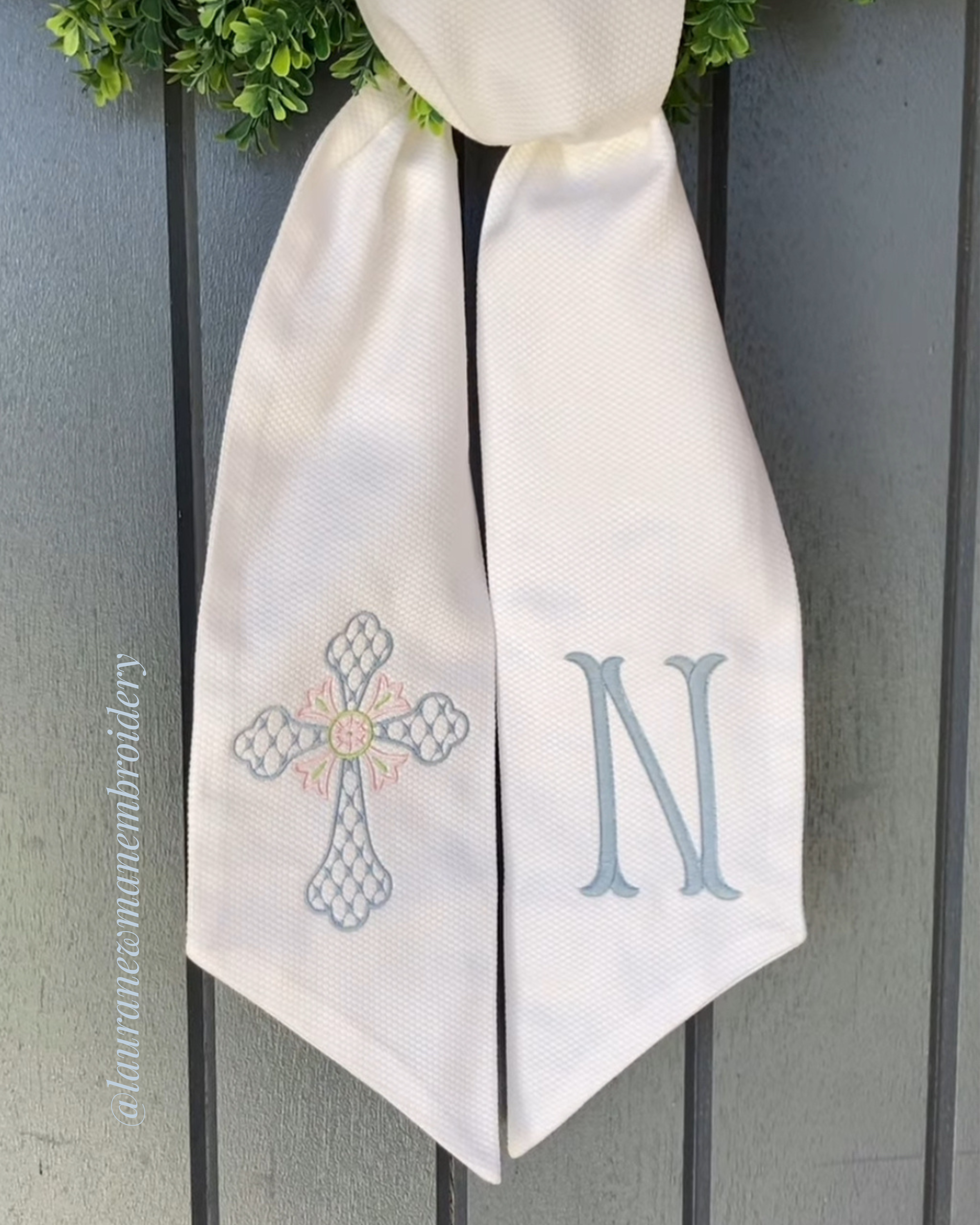 Chic Cross for Embroidery