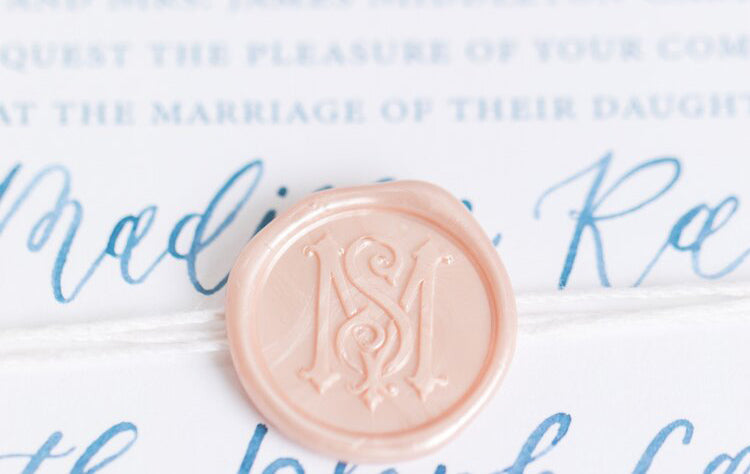 Monogram Chic Font for Print