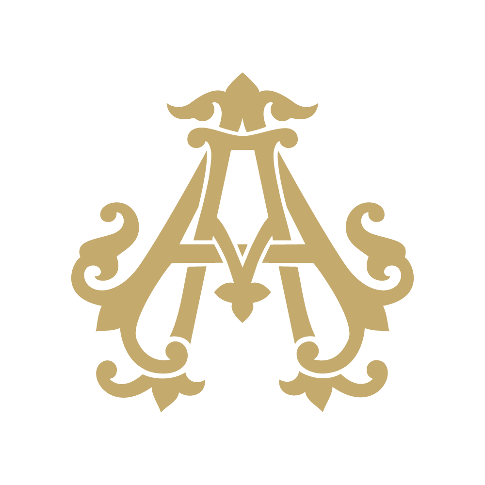 Monogram Chic AA