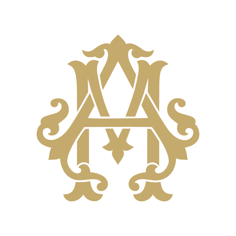 Monogram Chic AM