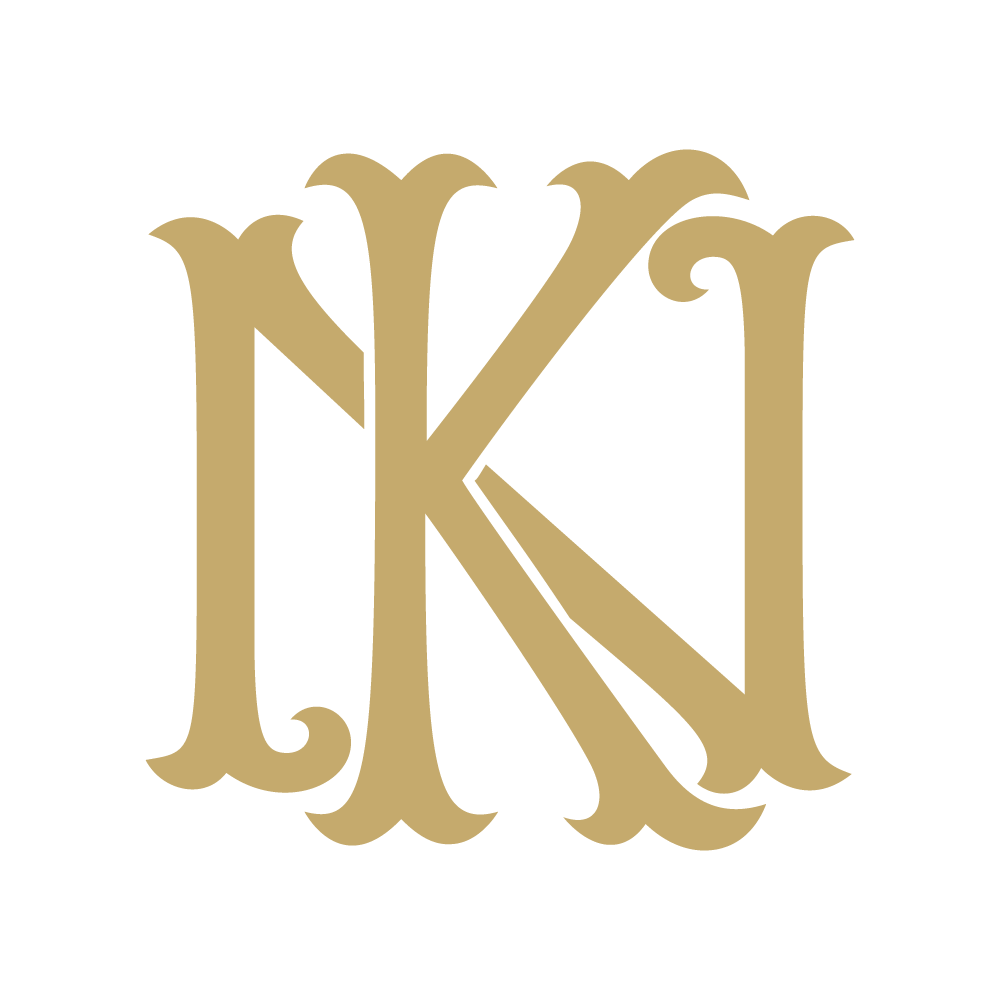 Monogram Chic KN