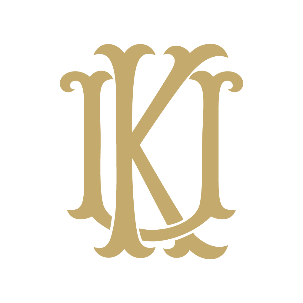 Monogram Chic KU