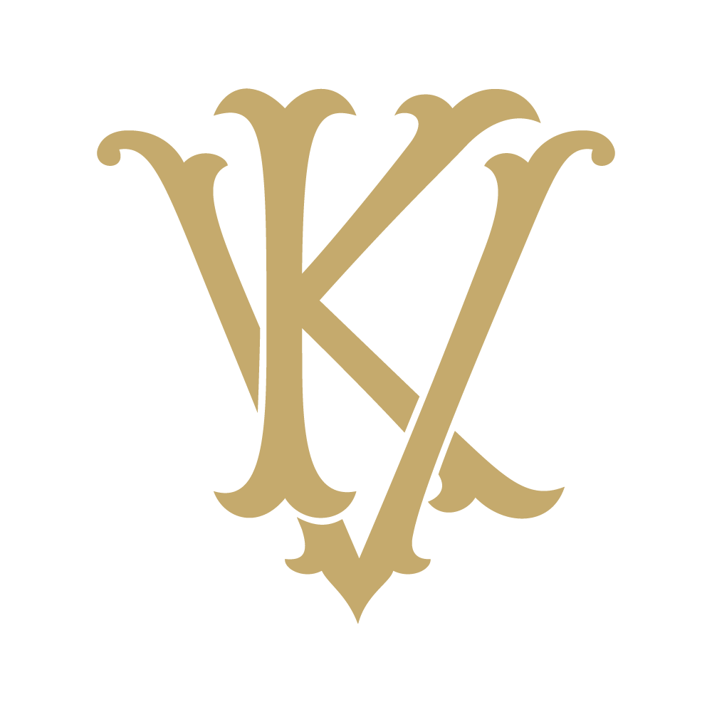 Monogram Chic KV