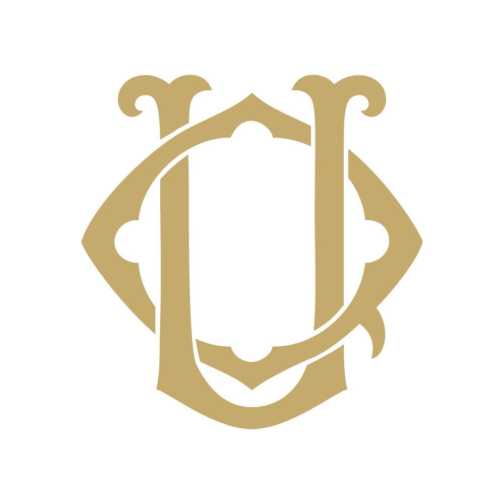 Monogram Chic QU