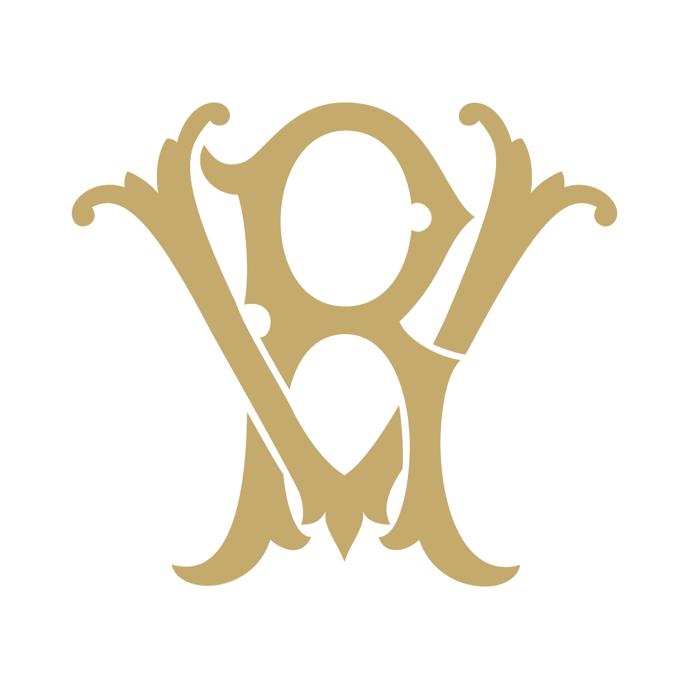 Monogram Chic RV