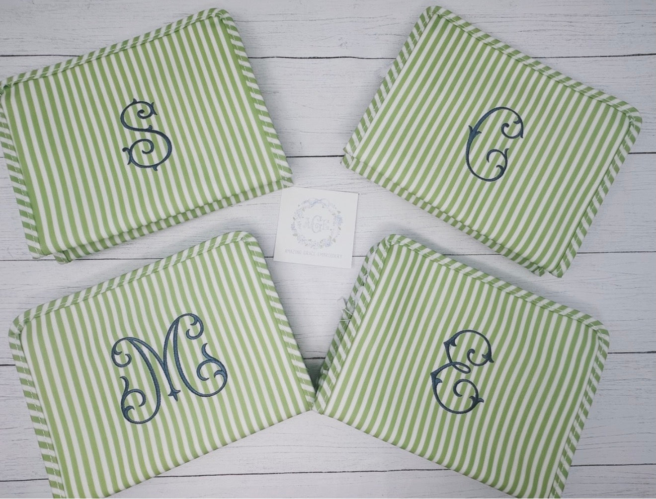 Single Monogram Couture Font for Embroidery