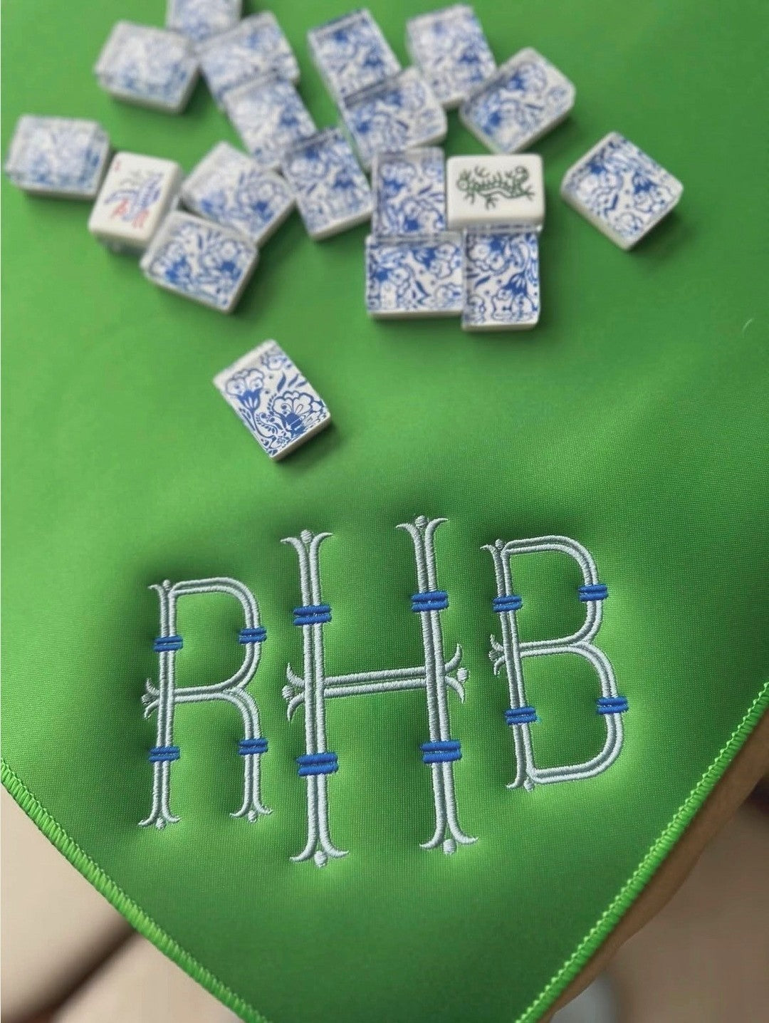 Monogram Flair Font for Embroidery