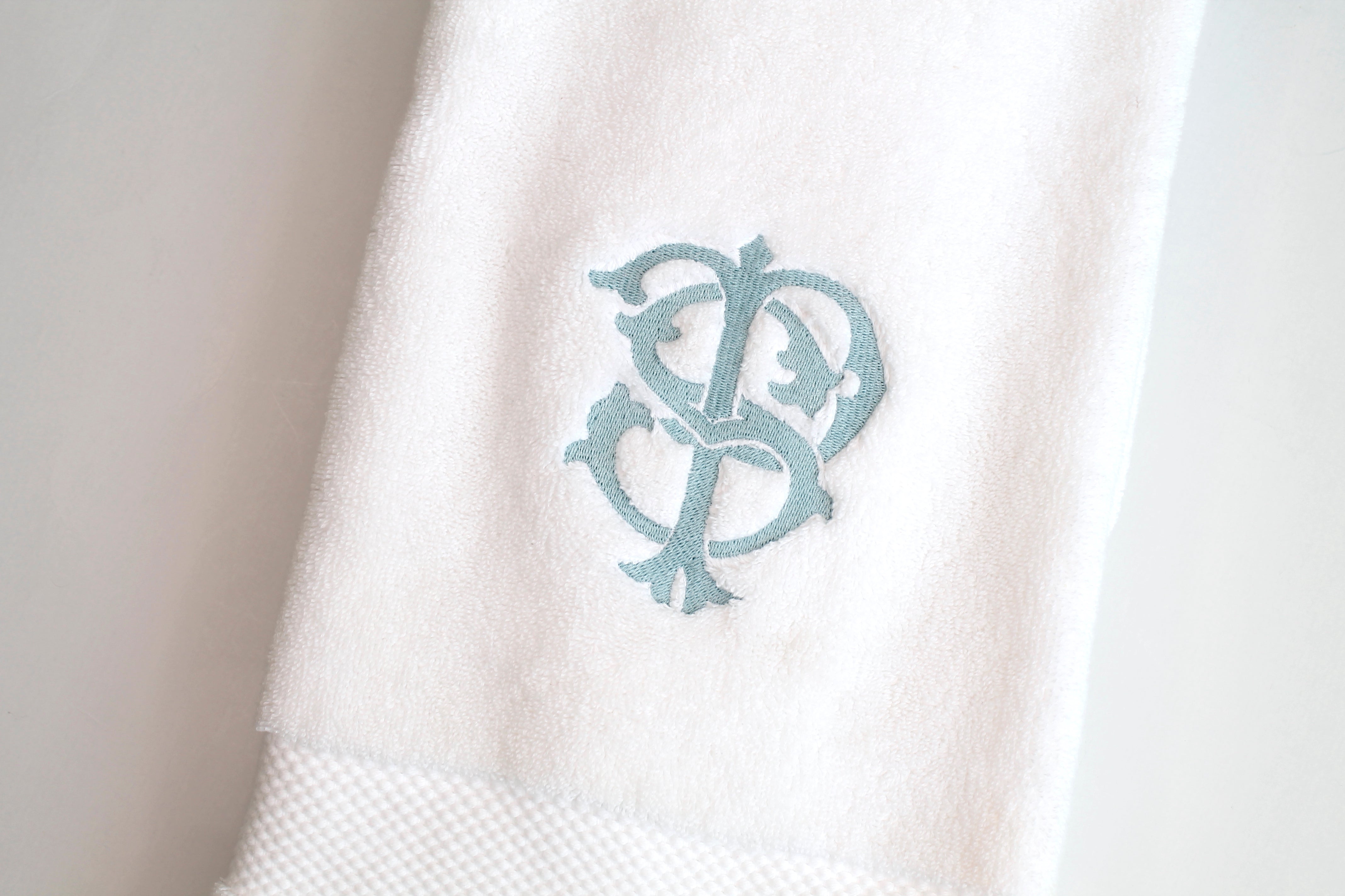 Monogram Chic Font for Embroidery